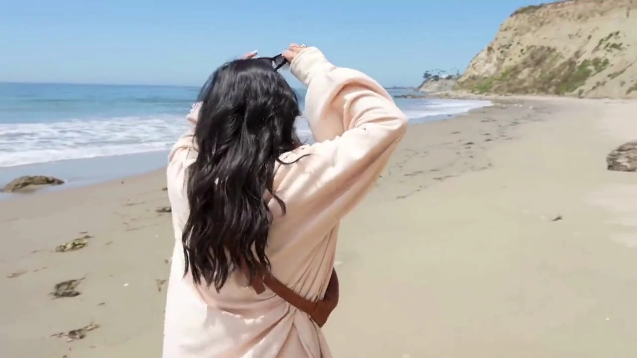 Married woman takes me to a nude beach and has sex with me while her husband is away – Cami Strella and Lev Lieben porn video